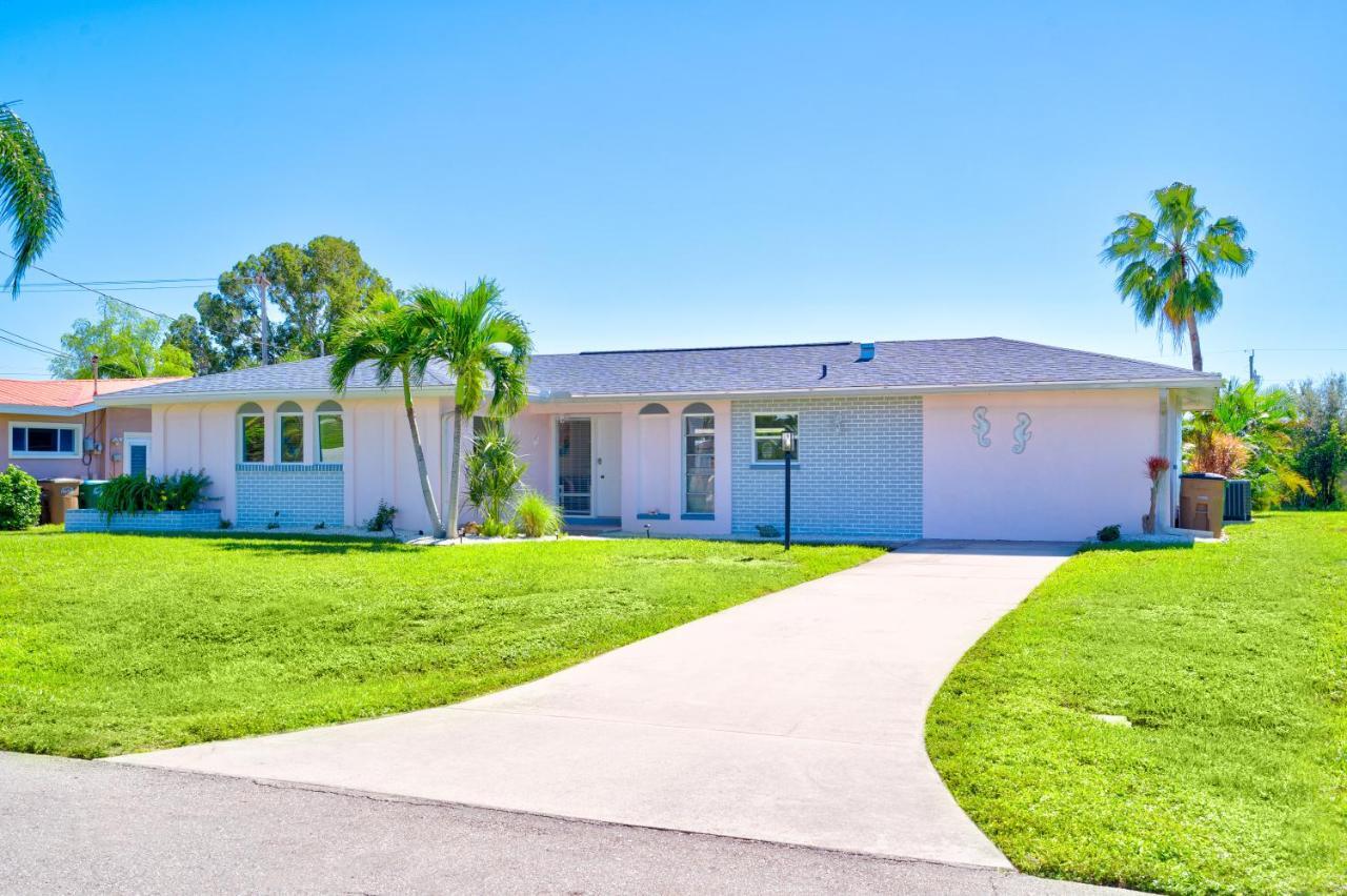 Cozy 60'S Home, City & Canal Located Cape Coral Buitenkant foto