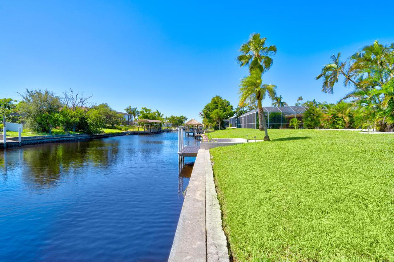 Cozy 60'S Home, City & Canal Located Cape Coral Buitenkant foto